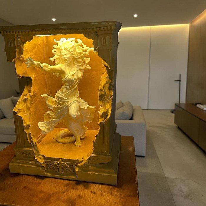 Cr3ativid - Tafellamp met beeldje - polymeer -, Antiquités & Art, Art | Objets design