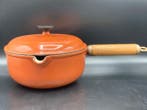 Le Creuset - Enzo Mari - Ovenschaal - de mama nr. 20 - bron,