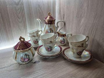 15-delig porseleinen koffie- /theeservies