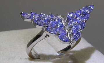 Tanzaniet ring - Hoogte: 24.5 mm - Breedte: 27.7 mm- 4.03 g