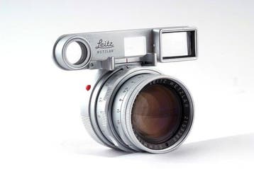 Leica Summicron 50mm f/2 Dual Range Prime lens