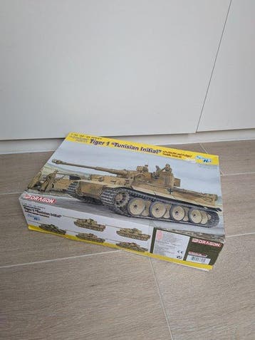 Dragon 1:35 - Modelbouwdoos - Tiger I “Tunisian Initial” +, Nieuw