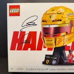 Ferrari - Signed Set - Lewis Hamilton - 2026 - LEGO 43022, Nieuw