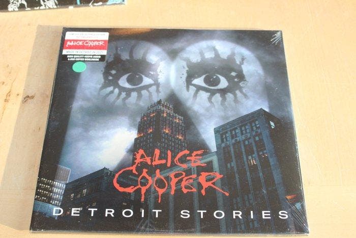 Alice Cooper - Live From The Astroturf LP/DVD (Curacao, CD & DVD, Vinyles Singles