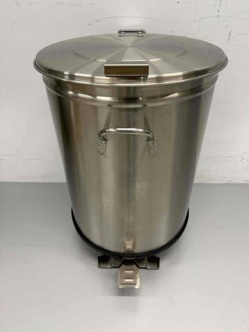 Poubelle en acier inoxydable Poubelle avec commande au pied, Verzenden