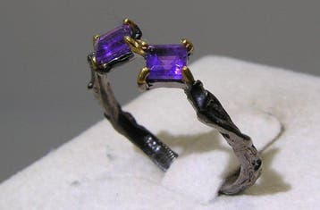 amethist ring - Hoogte: 22.2 mm - Breedte: 21.6 mm- 1.9 g -