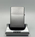 Zippo - Gear Design - Aansteker - Brush/Street Chrome, Verzamelen, Nieuw