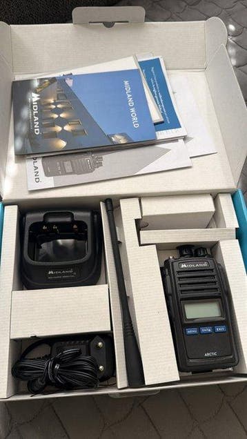 Midland - ARCTIC Handheld VHF Marine Radio Transceiver Radio, Nieuw