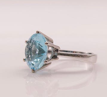 Tous - Ring - 18 karaat Witgoud - 8.10ct. tw. Topaas -, Handtassen en Accessoires, Nieuw