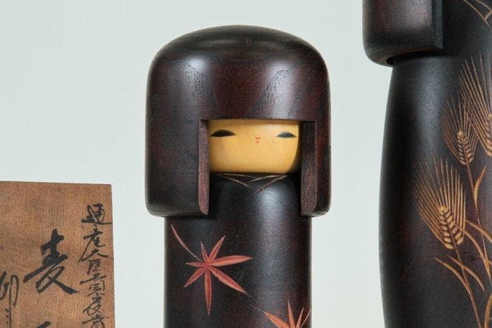Usaburo Kokeshi-paar Wheat Harvest en Maple Leaves door, Antiek en Kunst, Antiek | Overige Antiek
