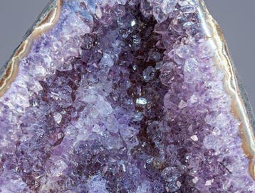 Splendide druse daméthyste naturelle violette Cristaux