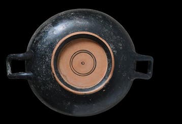 Oud-Grieks Terracotta Campaniaanse zwarte geglazuurde kylix, Antiquités & Art