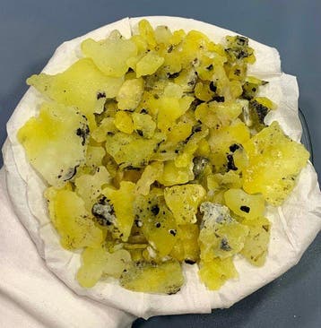 Sans prix de réservation cristal de brucite gros lot couleur
