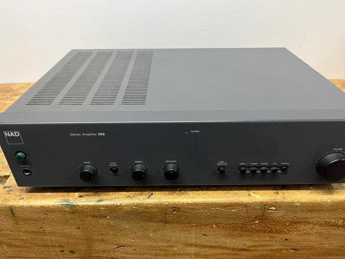 NAD - 302 Solid state versterker, TV, Hi-fi & Vidéo, Radios