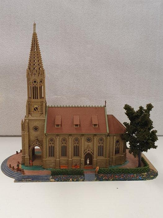 Vollmer - Diorama HO Kerk Diorama - 1970-1980, Hobby & Loisirs créatifs, Trains miniatures | HO