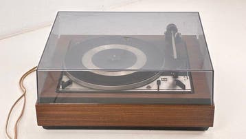 Dual - 1219 Table tournante