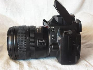 Nikon D60 + AF-S 18-70 Appareil photo numérique