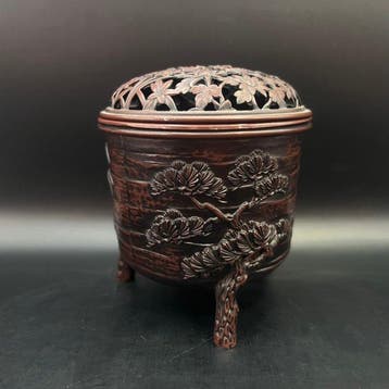Takaoka Koperen wierookbrander met dennen-, bamboe- en, Antiek en Kunst