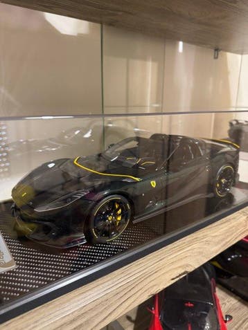 BBR 1:12 - Cabriolet miniature - Ferrari 812 competizione