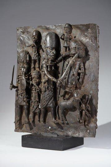 Een bronzen beeld. - Plaquette - Benin - Nigeria