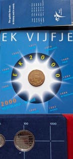 Nederland. Lot of 15 Sets (Zonder minimumprijs), Postzegels en Munten