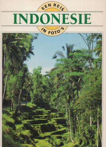 Indonesië, een reis in fotos 9789039600177 Bill Harris, Verzenden, Gelezen, Bill Harris
