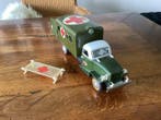 china - Jouet en étain - Militaire ambulance - Chine