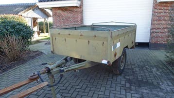 Saris Aanhanger ex leger met kenteken, Ophalen