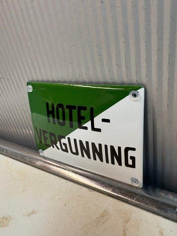 Emaille bord - Hotel-Vergunning – Nederlands Emaille Bord –