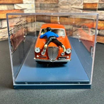 Editions Moulinsart Les voitures de Tintin 1/24 - Tintin -