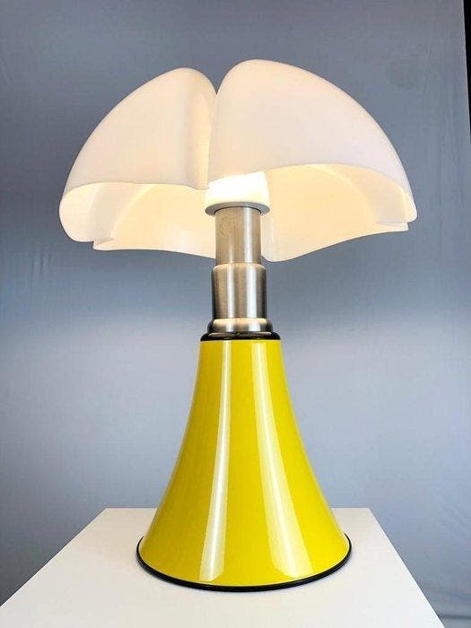 Martinelli Luce - Gae Aulenti - Lamp - Grote vleermuis -, Antiek en Kunst, Antiek | Verlichting