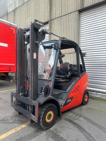LCM1691 - Linde H25T-02, 2000 à 3000 kg, LPG, Chariot élévateur, Linde