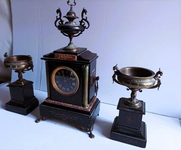 Horloge et parure de cheminée (3) - Reloj con guarnición, Antiquités & Art