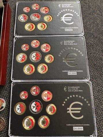 Europe. Coins Various Years gekleurd/emaille/verguld (Sans