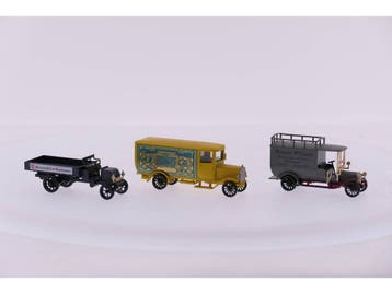 Schaal H0 Märklin 1889 set van drie klassieke vrachtauto.., Ophalen of Verzenden