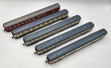 Fleischmann N - 8110, 8111, 8100, 8112 - Wagon de passagers, Nieuw