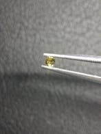 Natural Yellow Sapphire - 0.034 ct -2 mm Round cut - heated, Handtassen en Accessoires, Overige Accessoires, Verzenden, Nieuw