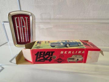 Mercury 1:43 - Voiture miniature - Fiat 124 Berlina, Hobby & Loisirs créatifs