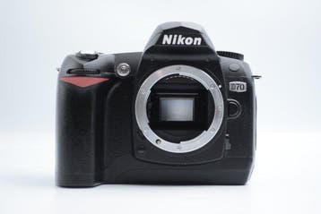 Nikon D70 + AF-S Nikkor DX 3.5-4.5/18-70mm G ED IF Digitale, Nieuw