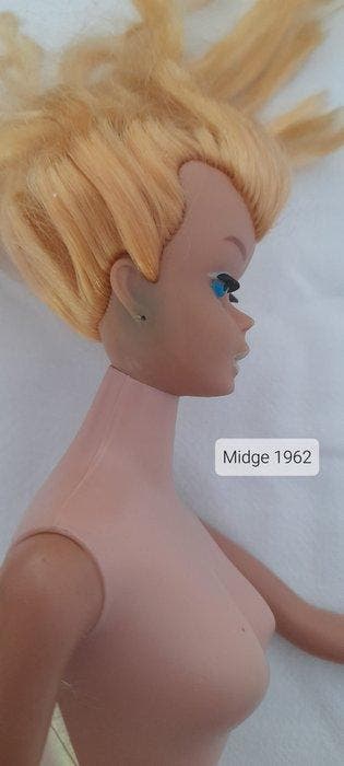 Mattel - Figuur - 60ties Barbie Holidaydance made in