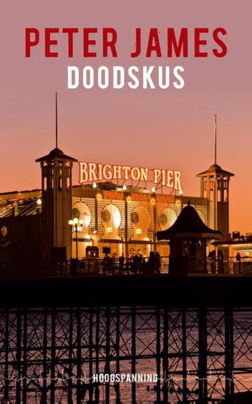 Doodskus / Hoogspanning 9789026137303 Peter James, Boeken, Verzenden, Zo goed als nieuw, Peter James