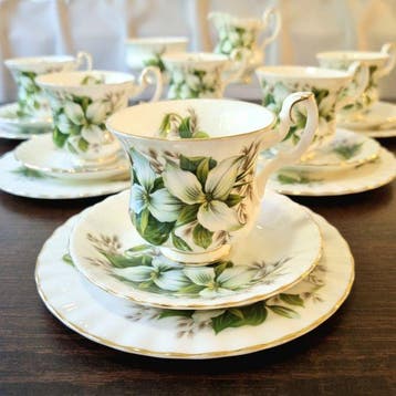 Royal Albert - Service à café (20) - Porcelaine - Trillium, Antiek en Kunst