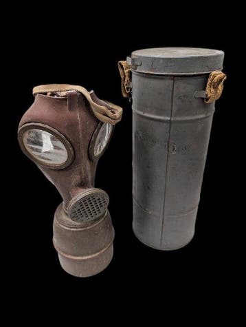 1 Ancien Masque à Gaz Français WW2 / Curiosity - Werktuig