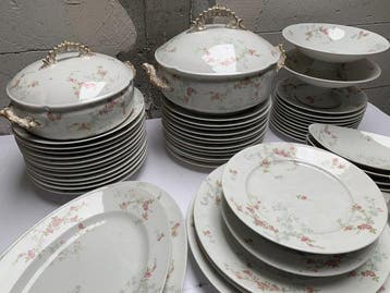 Limoges - Service de dîner (50) - Porcelaine