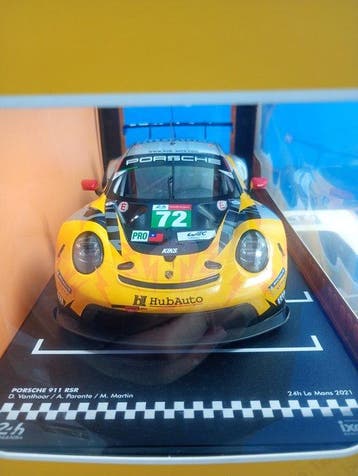 IXO 1:18 - Model sportwagen - Porsche 911 RSR, Nieuw