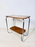 Tafel - Bauhaus-stijl tubulaire chroom bijzettafel met twee