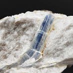 ALPINA, cyanite bleue, gros cristal courbé, Italie Cristaux