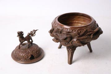 Koperen Driepoot Wierookbrander met Kirin-finial, Japan -