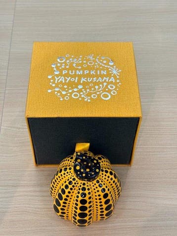 Yayoi Kusama (1929) (after) - sculptuur, yellow pumpkin - 9, Nieuw