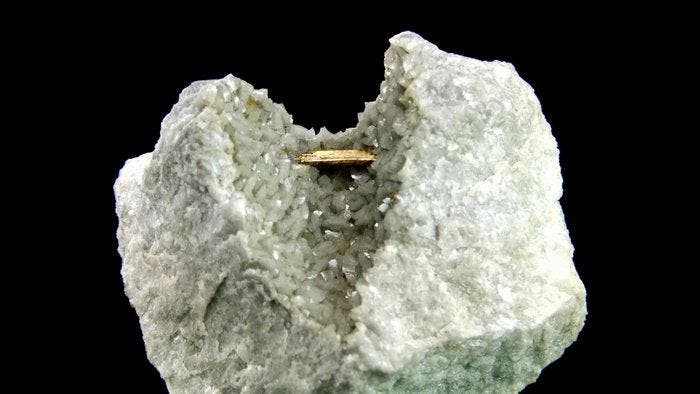 Allanite - Trimouns, Luzenac, Pyreneeën, Frankrijk - Hoogte:, Verzamelen, Mineralen en Fossielen